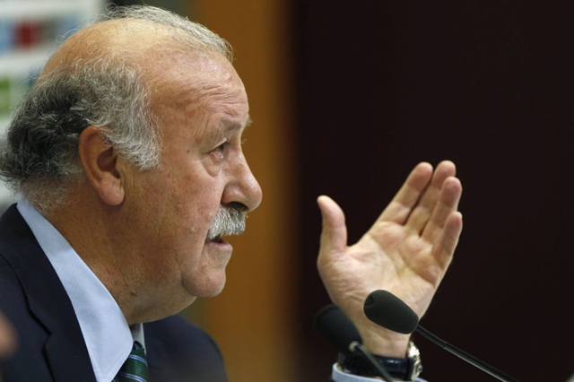 塞维利亚训练开放日,转会期再遭质疑引欢呼,国王杯在即,身体对抗强度拉满(费罗尔竞技塞维利亚国王杯首发) 塞维利亚训练开放日,转会期再遭质疑引欢呼,国王杯在即,身体对抗强度拉满(费罗尔竞技塞维利亚国王杯首发)