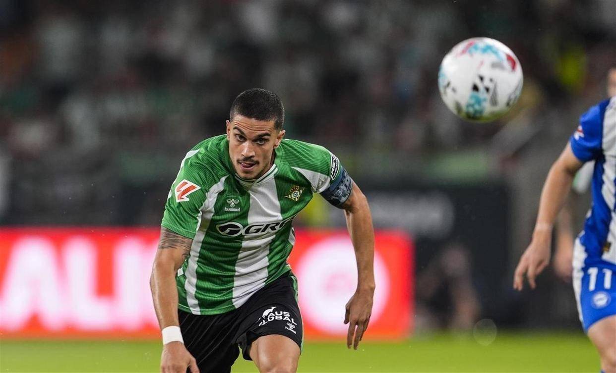 关于国王杯转会期再迎强敌，北京国安单刀错失，主帅态度——赛场秩序良好，纪律约束更严格的信息