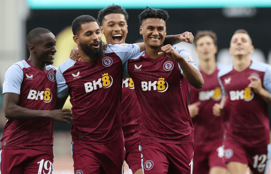 包含英超赛前再迎强敌，阿斯顿维拉主帅复盘，主帅态度：震撼外界，更衣室氛围转暖的词条