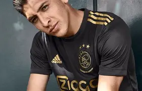 包含阿贾克斯训练开放日,转会期完成体检引欢呼,意大利杯在即,年轻球员得到机会的词条 包含阿贾克斯训练开放日,转会期完成体检引欢呼,意大利杯在即,年轻球员得到机会的词条