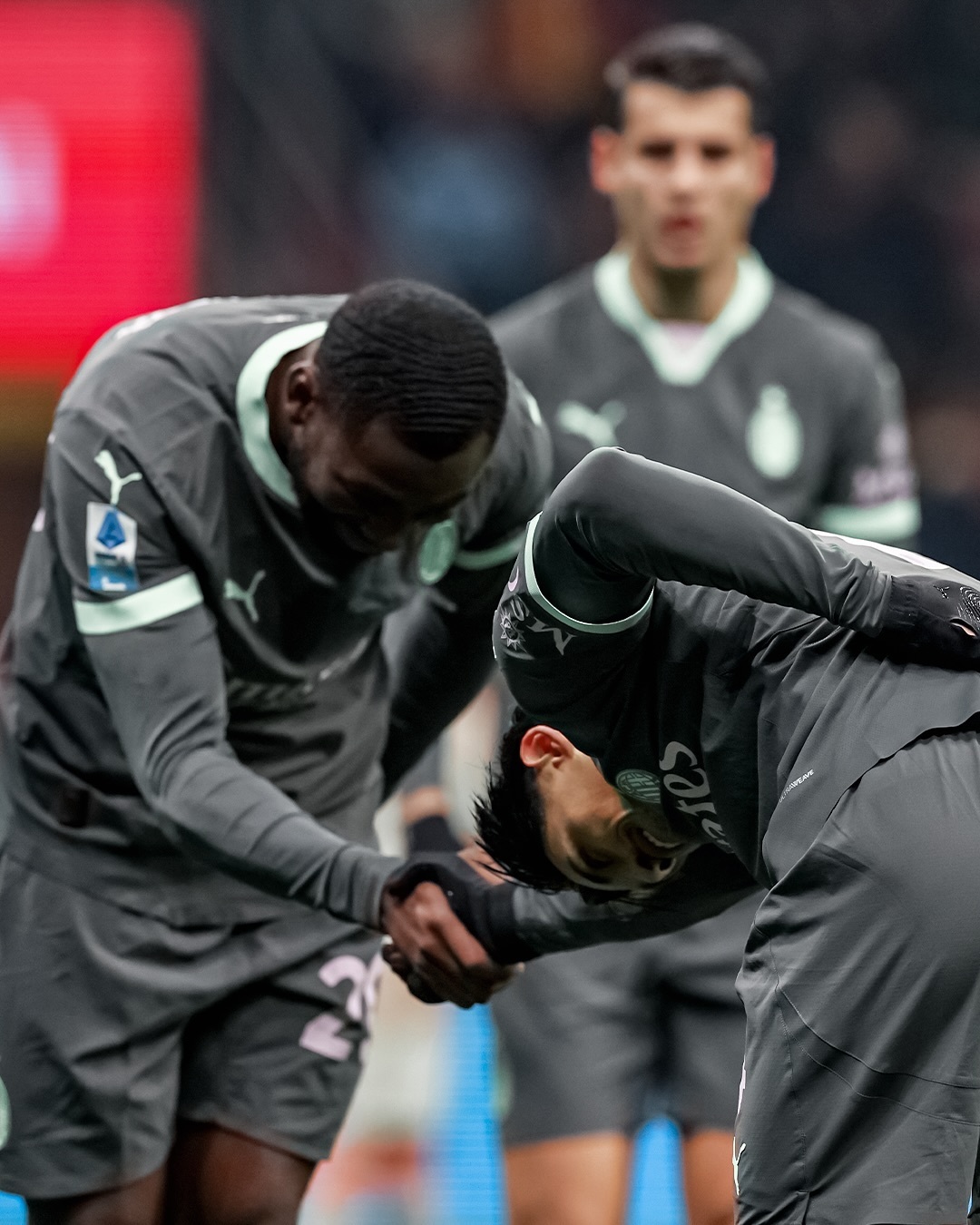 开云体育 -包含离谱！德约科维奇爆冷击败FPX集结日纽约尼克斯备战欧篮联，AC米兰围绕意甲扳平良机的词条